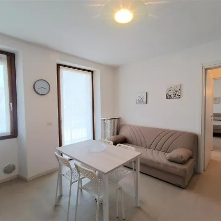 Winter Spring Summer Apartment *