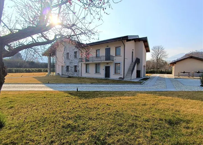 Winter Spring Summer * Mergozzo