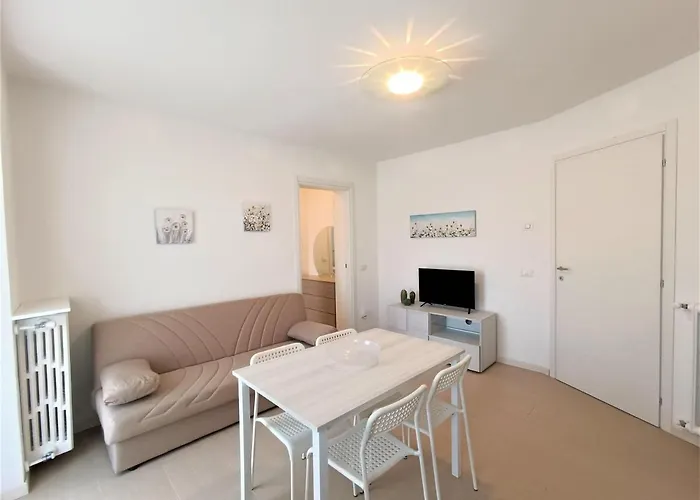 Winter Spring Summer 메르고초